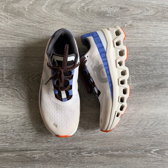 On Cloudmonster - Picture 2 of 11